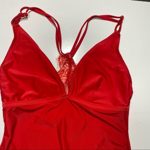 Hunter McGrady X  Playful Promises Curve Red Lace Detail One Piece Suit NWT 16 - Picture 7 of 16